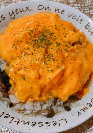 きのこ魚介薫♡コンソメソースのオムライス-レシピのメイン写真