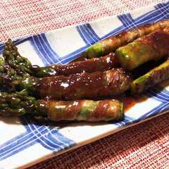 A picture of プルコギのタレでアスパラの肉巻き.