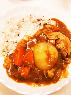 玉ねぎ丸ごと!野菜たっぷり甘口カレー-レシピのメイン写真