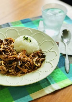 超簡単♡牛肉ときのこのハッシュドビーフ-レシピのメイン写真