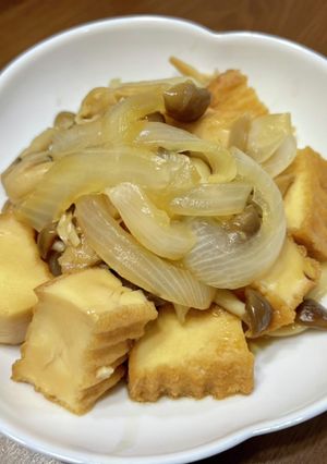 【簡単調味】新玉ねぎと絹揚げの煮物-レシピのメイン写真