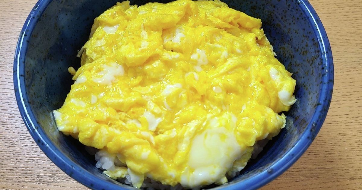 もちもち玉子丼 靖國八千代食堂（九段)の鳥濱トメの玉子丼 | 夢酔亭主人の