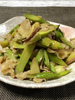 ウドと豚コマのマヨポン炒め-レシピのメイン写真