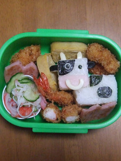 キャラ弁 キューブうしさん-レシピのメイン写真
