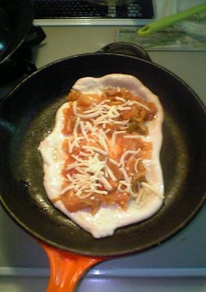 トマトキャベツ煮 フライパンで手軽にピザ-レシピのメイン写真