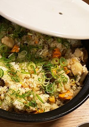 土鍋ホタテバター炊き込みご飯-レシピのメイン写真