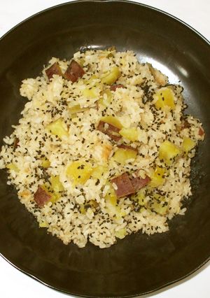 薩摩芋炊き込みご飯生姜味♪簡単漢方薬膳-レシピのメイン写真