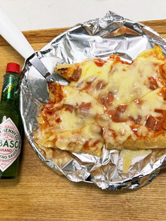 お揚げさんで作る ビールに合う簡単ピザ-レシピのメイン写真