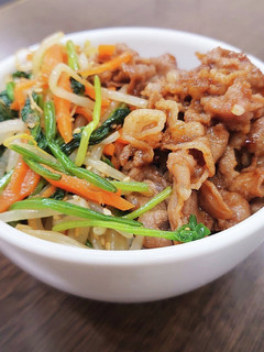 ビビンバ風丼-レシピのメイン写真