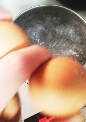 ばあばァのツル〜皮むけ茹で卵！ゆりさん風-レシピのメイン写真