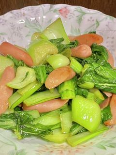 青梗菜と魚肉ソーセージのバター醤油炒め-レシピのメイン写真