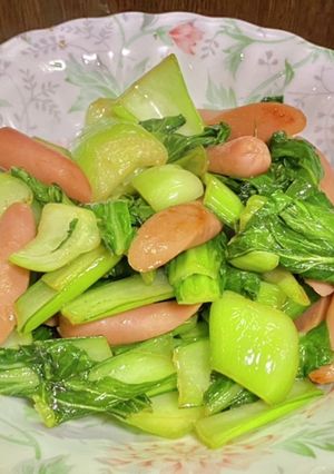 青梗菜と魚肉ソーセージのバター醤油炒め-レシピのメイン写真