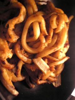 薄揚げと玉葱のカレー焼きうどん-レシピのメイン写真