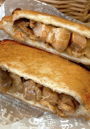 ルーロー飯の具を使った揚げパン♪-レシピのメイン写真