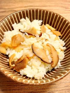 きのこの炊き込みご飯-レシピのメイン写真