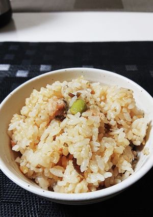 鮭の水煮缶で炊き込みご飯🌟玄米&白米-レシピのメイン写真