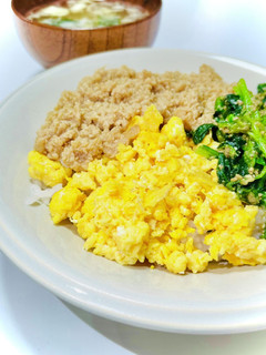三色ご飯(そぼろご飯) こどもも完食♡-レシピのメイン写真