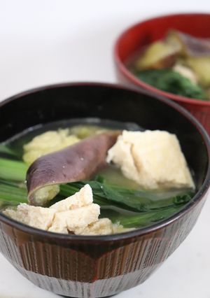 高野豆腐もどき小松菜レンジ茄子の味噌汁-レシピのメイン写真