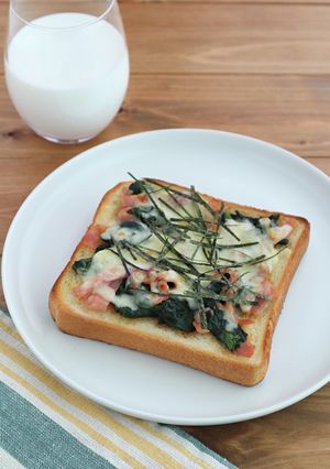 ほうれん草とベーコンの和風チーズトースト-レシピのメイン写真