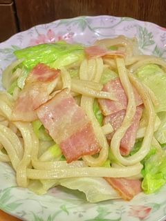 レタスとベーコンの焼きうどん-レシピのメイン写真