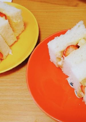 残ったクリームでフルーツサンド-レシピのメイン写真