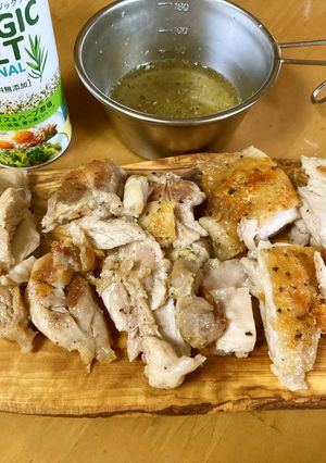 キャンプ飯　鳥ももステーキ　ハーブレモン-レシピのメイン写真