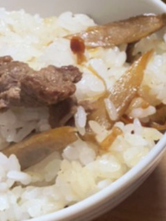 牛肉と牛蒡と榎の混ぜご飯-レシピのメイン写真