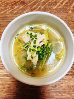 コラーゲンたっぷり！鶏皮スープ-レシピのメイン写真