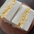 ひとりのお昼に☆中身多めたまごサンド