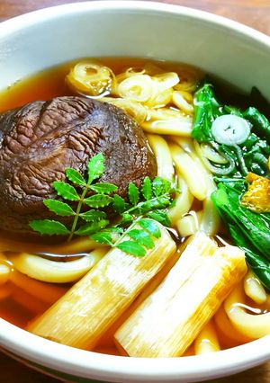 ジャンボ椎茸うどん 発酵玉葱-レシピのメイン写真