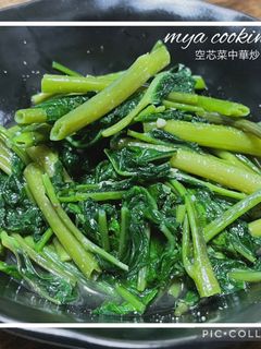 しっかり美味しい!空芯菜の中華炒め-レシピのメイン写真