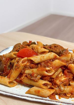 サバ缶と茄子のトマト煮パスタ-レシピのメイン写真