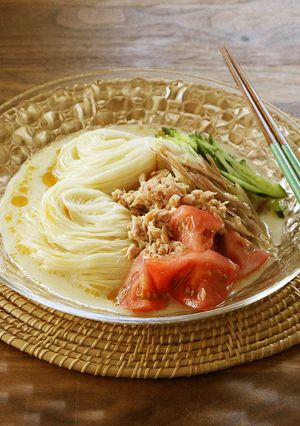 ツナとトマトの冷たい豆乳そうめん-レシピのメイン写真
