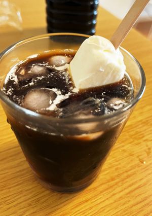 バニラバーで即席コーヒーフロート-レシピのメイン写真