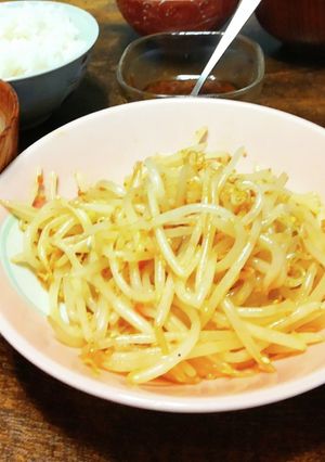 レンチンでラーメン屋さんのピリ辛もやし！-レシピのメイン写真