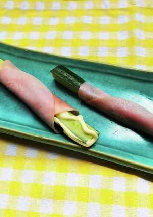 夏の手抜料理！きゅうりの薄切りももハム巻-レシピのメイン写真