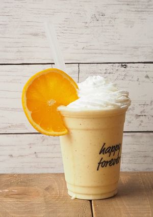 バイタミックスでフルーツMilkフラッペ-レシピのメイン写真