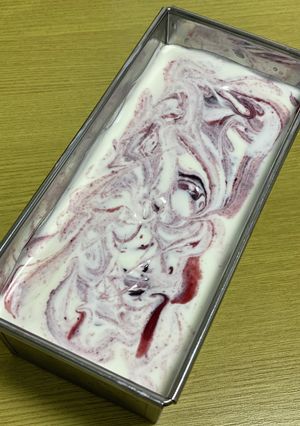 ベリーソースのフローズンヨーグルト-レシピのメイン写真