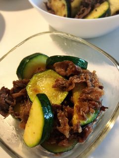 牛肉とズッキーニの簡単炒め-レシピのメイン写真
