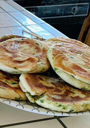 台湾葱油餅　材料少なめ ネギたっぷりパン-レシピのメイン写真