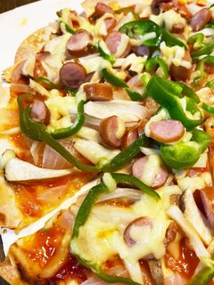餃子の皮でパリパリピッツァ-レシピのメイン写真