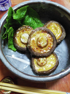 椎茸はこれが1番♪マヨネーズソース焼き-レシピのメイン写真
