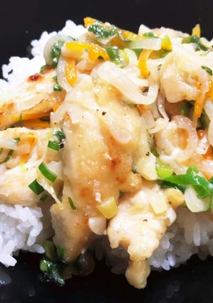 塩麹でしっとり【ねぎ塩鶏丼】-レシピのメイン写真
