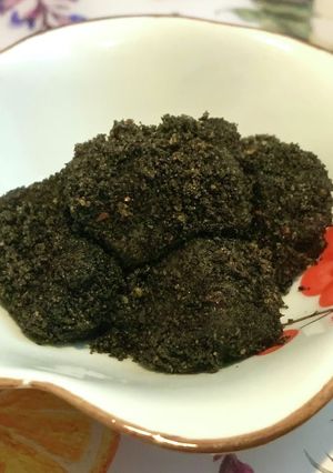 レンジ系香港風味の黒胡麻お餅-レシピのメイン写真