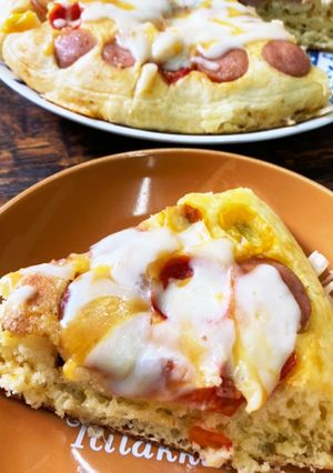 チーズとウィンナーとトマトのパンケーキ-レシピのメイン写真