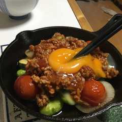 スキレットで夏野菜グリルに卵黄とろ〜り-レシピのメイン写真