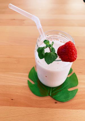 カフェ風ベリーミルク-レシピのメイン写真