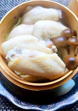 凍頂烏龍茶で柔らかい鶏手羽蒸し-レシピのメイン写真