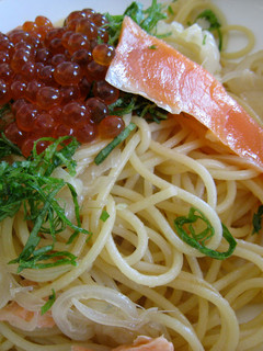イクラとサーモンの親子パスタ-レシピのメイン写真