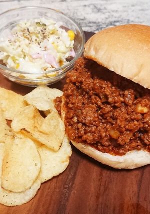 かぶりつけアメリカ流ミートソースバーガー-レシピのメイン写真